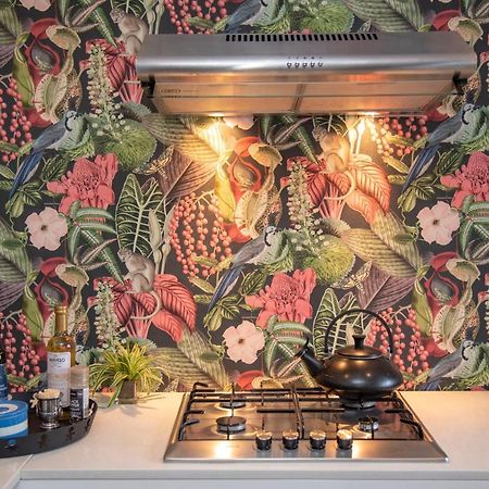 La Lupa Nera Apartment Книсна Екстериор снимка