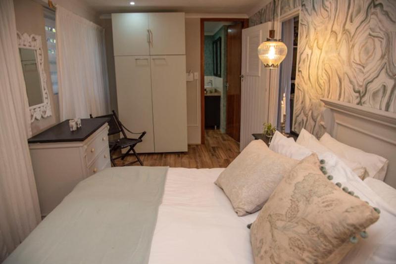 La Lupa Nera Apartment Книсна Екстериор снимка